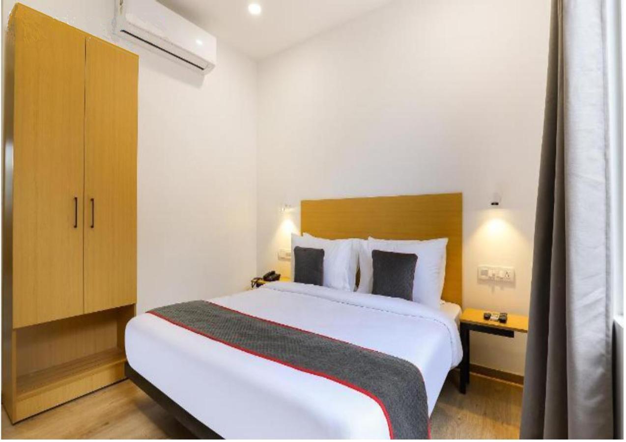 Hotel Kingston House Лакхнау Экстерьер фото