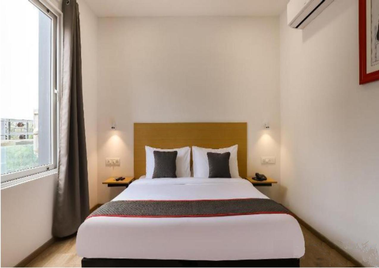 Hotel Kingston House Лакхнау Экстерьер фото
