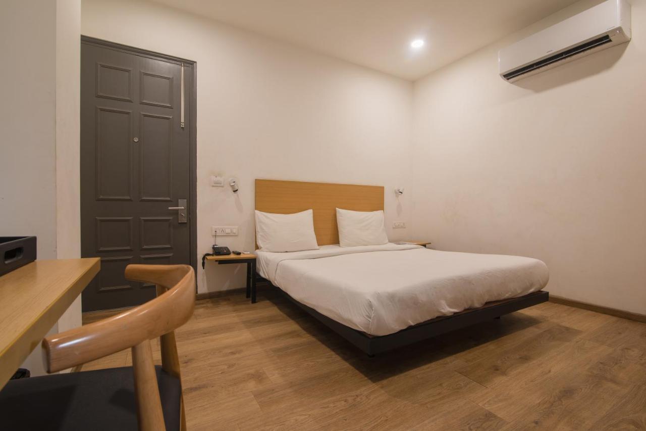 Hotel Kingston House Лакхнау Экстерьер фото